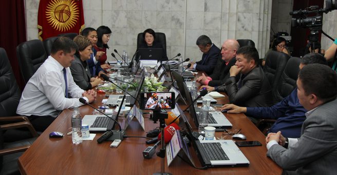 Центризбирком определил результаты выборов Президента Кыргызской Республики 15 октября 2017 года