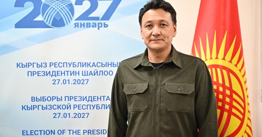 Аймен Касенов Кыргыз Республикасынын Президенттигине талапкерлигин көрсөтүү жөнүндө арыз менен КР БШКга кайрылды